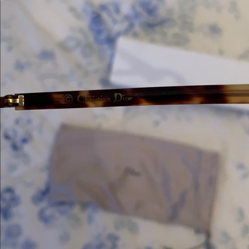BRAND NEW DIOR sunglasses - Picture 6 of 6